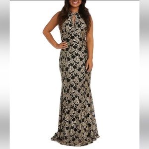 Maxi elegant sequined dress